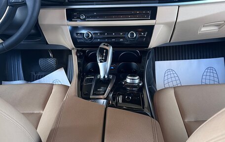 BMW 5 серия, 2016 год, 2 400 000 рублей, 14 фотография