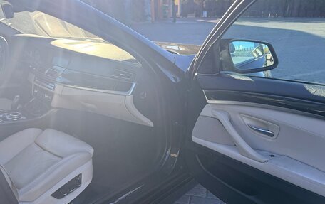 BMW 5 серия, 2010 год, 1 300 000 рублей, 14 фотография
