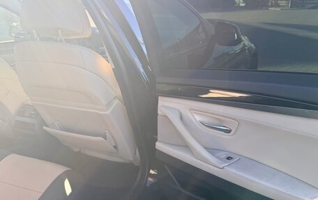 BMW 5 серия, 2010 год, 1 300 000 рублей, 13 фотография
