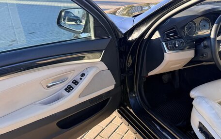 BMW 5 серия, 2010 год, 1 300 000 рублей, 17 фотография