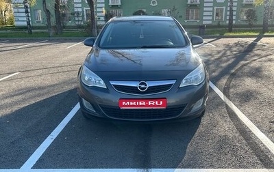 Opel Astra J, 2011 год, 530 000 рублей, 1 фотография