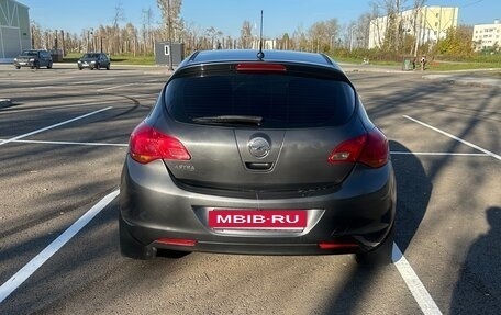 Opel Astra J, 2011 год, 530 000 рублей, 4 фотография