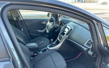 Opel Astra J, 2011 год, 530 000 рублей, 7 фотография