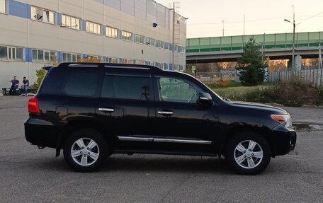 Toyota Land Cruiser 200, 2012 год, 3 000 000 рублей, 3 фотография