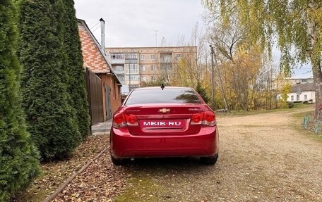 Chevrolet Cruze II, 2009 год, 580 000 рублей, 3 фотография
