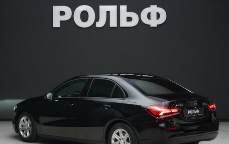 Mercedes-Benz A-Класс, 2019 год, 2 450 000 рублей, 4 фотография