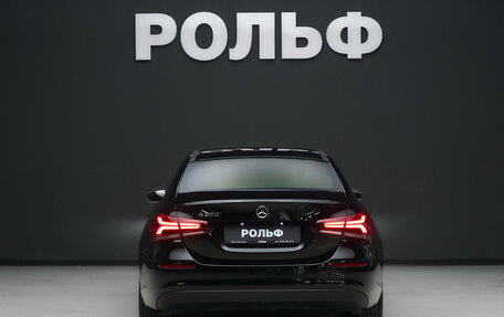 Mercedes-Benz A-Класс, 2019 год, 2 450 000 рублей, 5 фотография