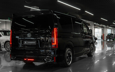 Toyota HiAce H300, 2024 год, 10 900 000 рублей, 5 фотография