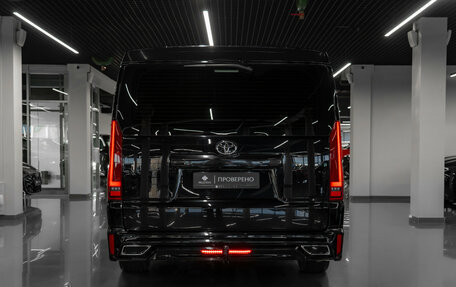 Toyota HiAce H300, 2024 год, 10 900 000 рублей, 6 фотография