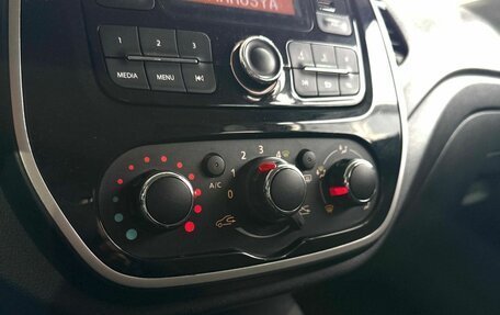 Renault Kaptur I рестайлинг, 2017 год, 1 499 000 рублей, 15 фотография