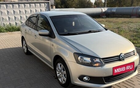 Volkswagen Polo VI (EU Market), 2011 год, 680 000 рублей, 1 фотография