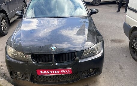 BMW 3 серия, 2005 год, 800 000 рублей, 1 фотография