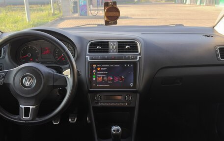 Volkswagen Polo VI (EU Market), 2011 год, 680 000 рублей, 20 фотография