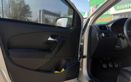 Volkswagen Polo VI (EU Market), 2011 год, 680 000 рублей, 18 фотография