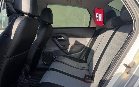 Volkswagen Polo VI (EU Market), 2011 год, 680 000 рублей, 11 фотография