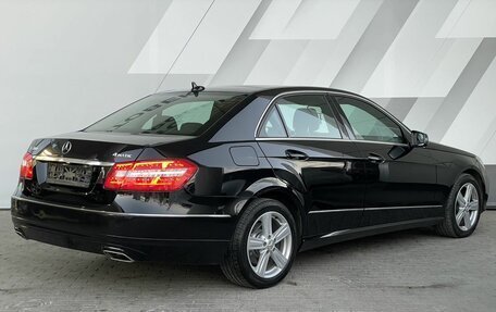 Mercedes-Benz E-Класс, 2012 год, 2 100 000 рублей, 6 фотография