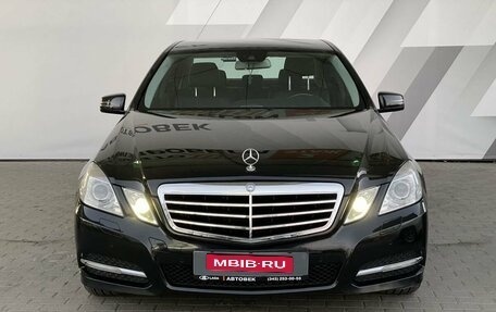 Mercedes-Benz E-Класс, 2012 год, 2 100 000 рублей, 2 фотография