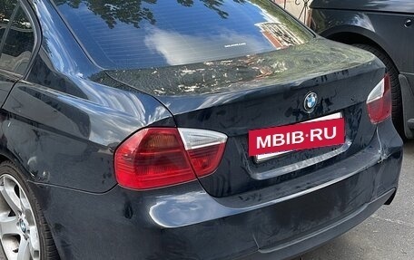BMW 3 серия, 2005 год, 800 000 рублей, 4 фотография