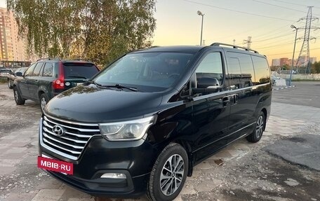 Hyundai Grand Starex Grand Starex I рестайлинг 2, 2019 год, 3 100 000 рублей, 12 фотография