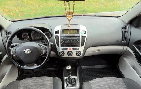 KIA cee'd I рестайлинг, 2009 год, 450 000 рублей, 8 фотография