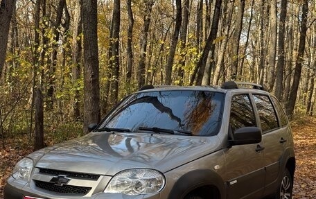 Chevrolet Niva I рестайлинг, 2012 год, 450 000 рублей, 1 фотография