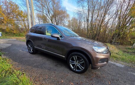Volkswagen Touareg III, 2013 год, 2 700 000 рублей, 3 фотография