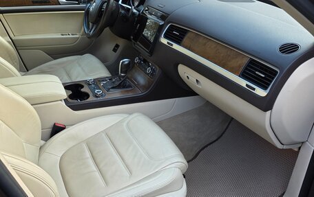 Volkswagen Touareg III, 2013 год, 2 700 000 рублей, 16 фотография