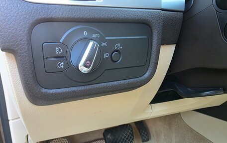 Volkswagen Touareg III, 2013 год, 2 700 000 рублей, 19 фотография