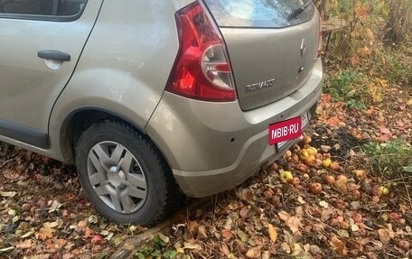 Renault Sandero I, 2011 год, 250 000 рублей, 4 фотография