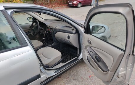 Nissan Almera, 2001 год, 130 000 рублей, 15 фотография