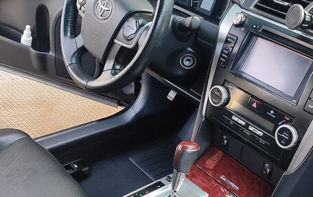 Toyota Camry, 2013 год, 2 300 000 рублей, 13 фотография