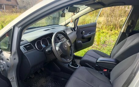 Nissan Tiida, 2010 год, 790 000 рублей, 13 фотография