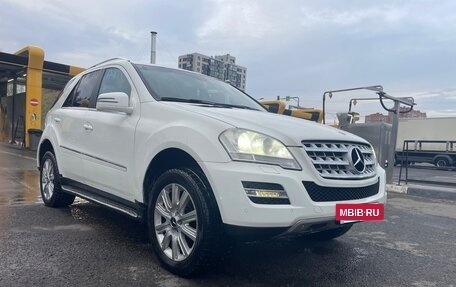 Mercedes-Benz M-Класс, 2010 год, 1 290 000 рублей, 2 фотография