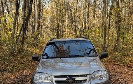 Chevrolet Niva I рестайлинг, 2012 год, 450 000 рублей, 2 фотография