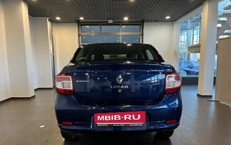 Renault Logan II, 2017 год, 885 000 рублей, 4 фотография