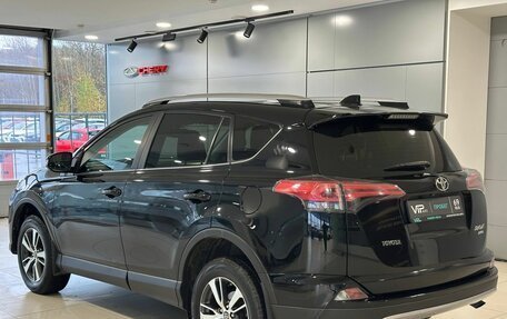Toyota RAV4, 2017 год, 2 177 000 рублей, 6 фотография