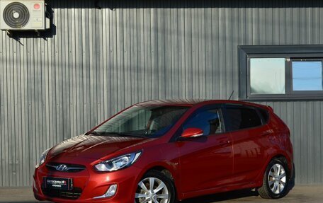 Hyundai Solaris II рестайлинг, 2012 год, 869 999 рублей, 1 фотография