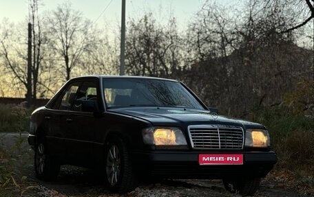Mercedes-Benz W124, 1992 год, 230 000 рублей, 1 фотография