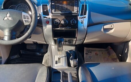 Mitsubishi Pajero Sport II рестайлинг, 2010 год, 1 650 000 рублей, 12 фотография