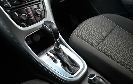 Opel Astra J, 2012 год, 900 000 рублей, 17 фотография