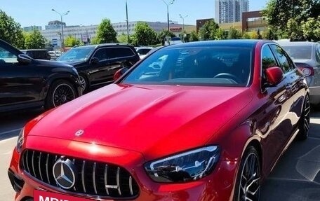 Mercedes-Benz E-Класс, 2021 год, 5 200 000 рублей, 13 фотография