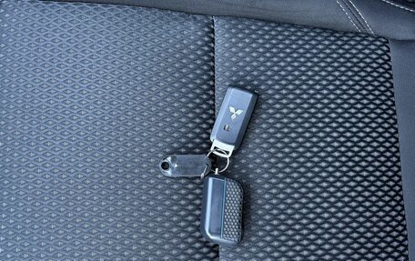 Mitsubishi Outlander III рестайлинг 3, 2019 год, 1 839 000 рублей, 19 фотография