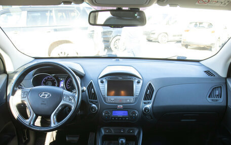 Hyundai ix35 I рестайлинг, 2014 год, 1 268 000 рублей, 10 фотография