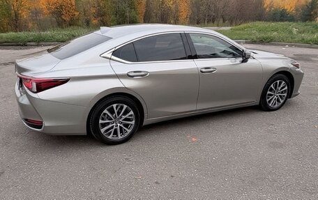 Lexus ES VII, 2022 год, 4 399 000 рублей, 5 фотография