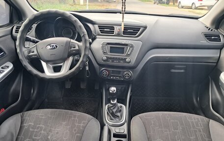 KIA Rio III рестайлинг, 2012 год, 800 000 рублей, 9 фотография