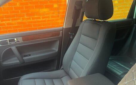Volkswagen Touareg III, 2004 год, 1 250 000 рублей, 13 фотография