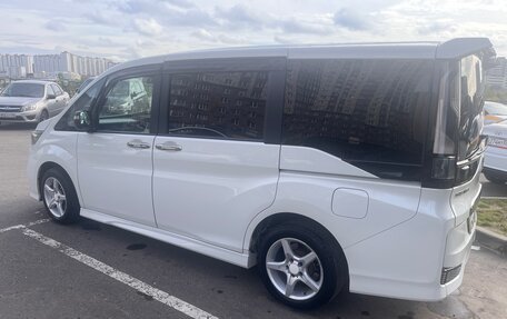 Honda Stepwgn IV рестайлинг, 2021 год, 2 499 999 рублей, 4 фотография