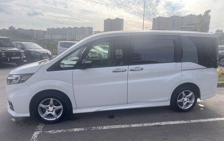Honda Stepwgn IV рестайлинг, 2021 год, 2 499 999 рублей, 3 фотография