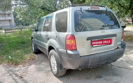 Ford Escape II, 2004 год, 150 000 рублей, 3 фотография