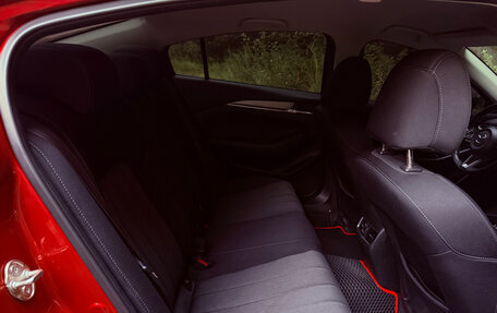 Mazda 6, 2019 год, 2 260 000 рублей, 14 фотография